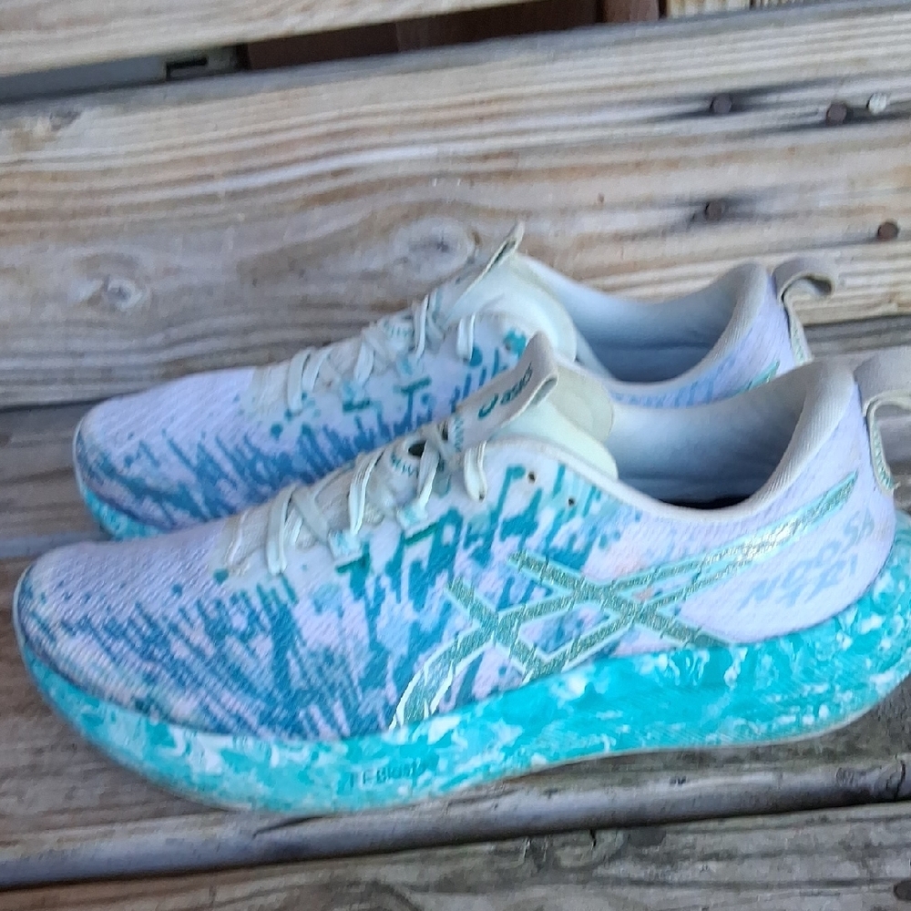 ASICS Mens's Noosa Tri  White and Aqua Athletic Shoes - Picture 8 of 14